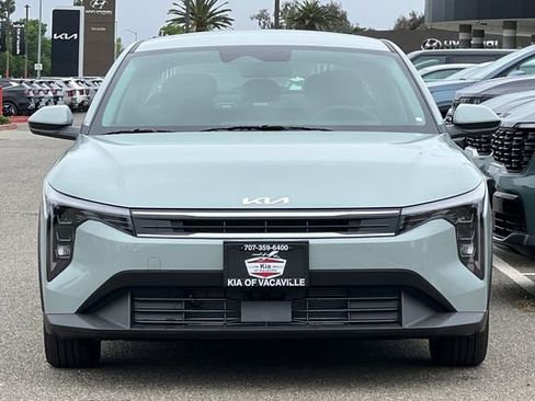 New 2026 Kia K4 FWD image 9