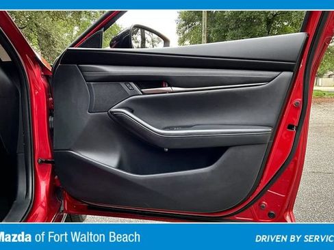 Used 2024 MAZDA MAZDA3 s FWD image 29