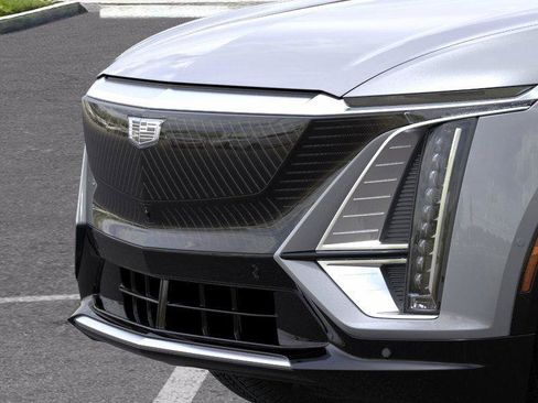 New 2025 Cadillac Lyriq Luxury image 14