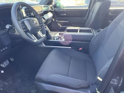 New 2025 Toyota Tundra SR5 image 7