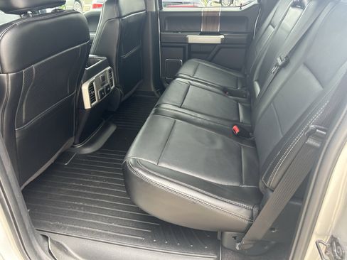 Used 2017 Ford F150 Lariat w/ Equipment Group 502A Luxury AWD/4WD image 20