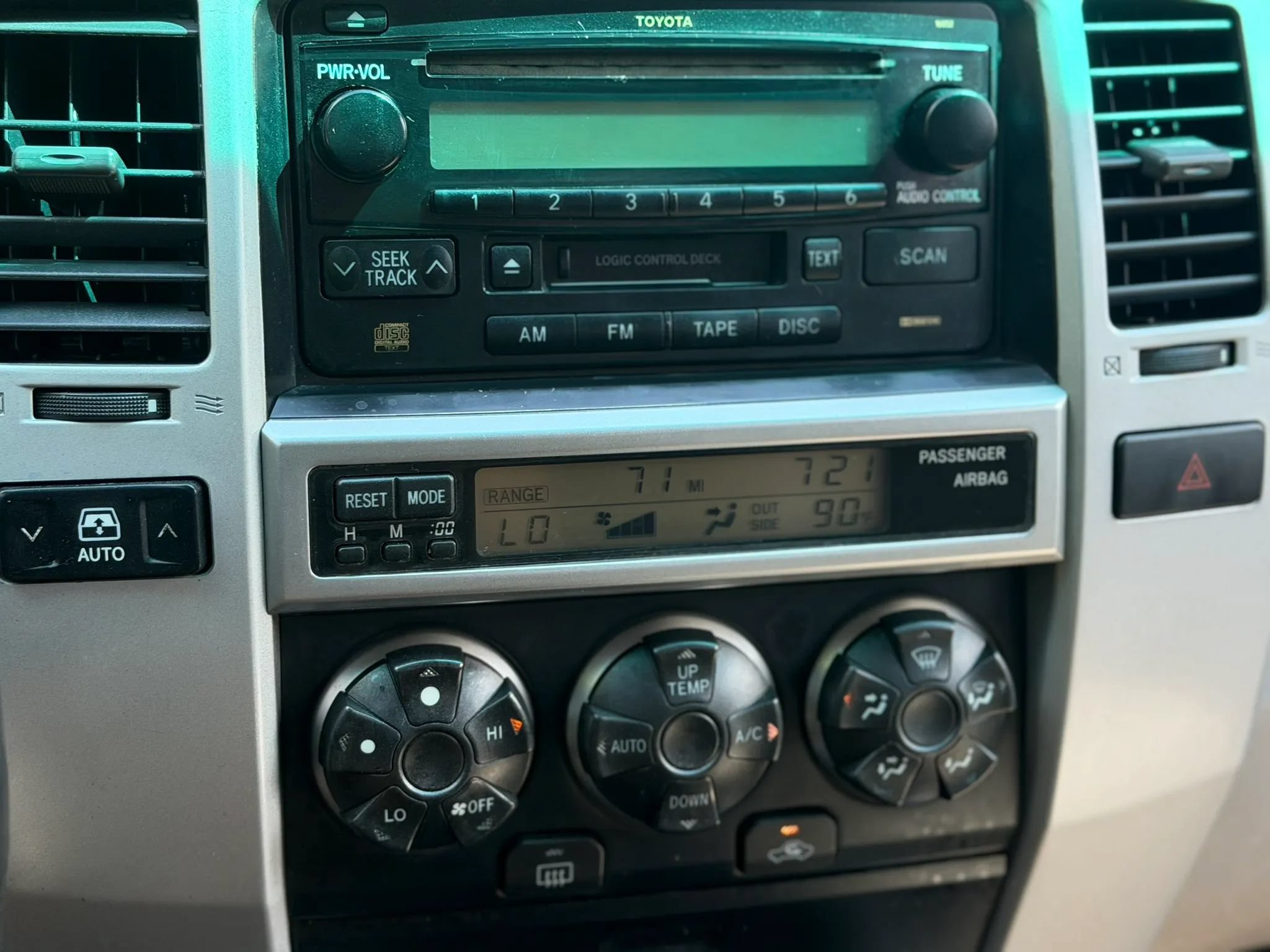 Used 2005 Toyota 4Runner SR5 RWD image 29