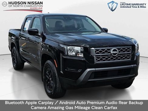 Used 2024 Nissan Frontier SV RWD image 1