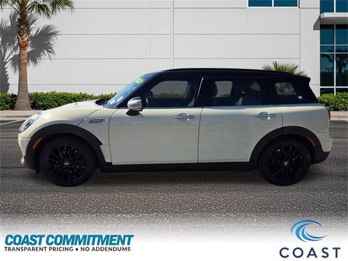 Used 2019 MINI Cooper Clubman Signature image 9