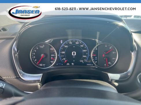 Used 2023 Chevrolet Traverse Premier FWD image 11