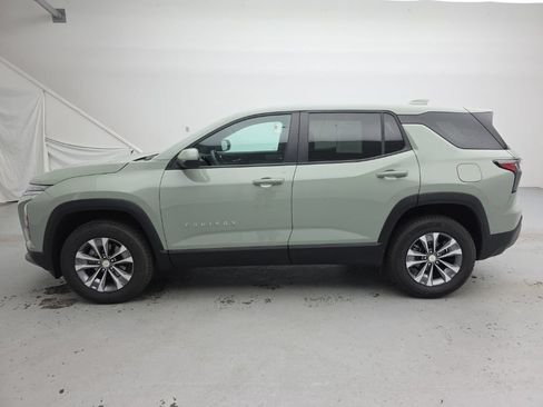 Used 2026 Chevrolet Equinox LT AWD/4WD image 8