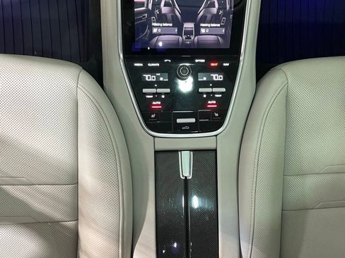 Used 2020 Porsche Panamera GTS image 20