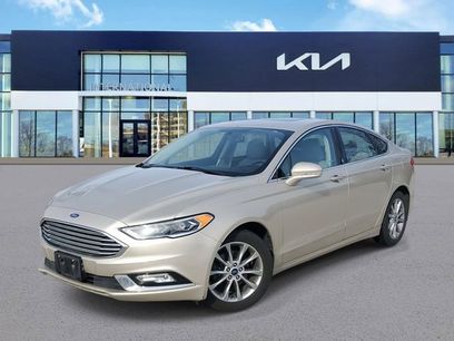 Used 2017 Ford Fusion SE w/ Fusion SE Technology Package
