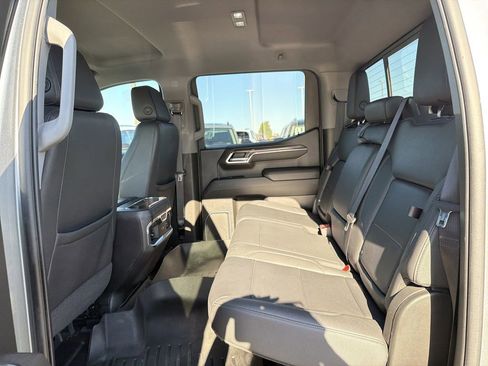 Used 2023 Chevrolet Silverado 1500 LTZ w/ LTZ Convenience Package II AWD/4WD image 12