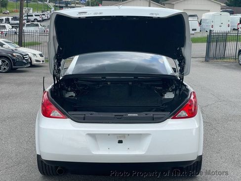 Used 2009 Pontiac G6 GT w/ Sport Package 1 FWD image 25