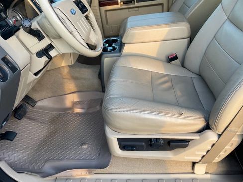 Used 2008 Ford F250 Lariat image 19