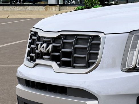 New 2025 Kia Telluride S image 13