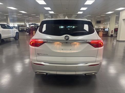 Used 2023 Buick Enclave Essence w/ Experience Buick Package image 6