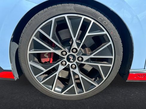 Used 2022 Hyundai Elantra N FWD image 10