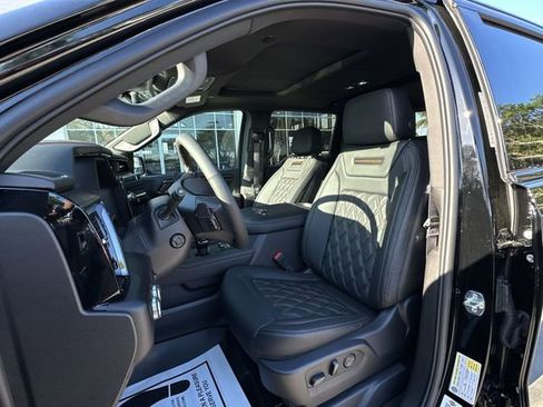 New 2026 GMC Sierra 1500 AT4 w/ AT4 Premium Package AWD/4WD image 19
