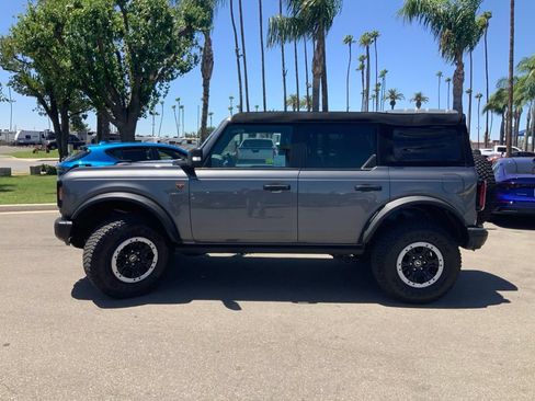 Used 2023 Ford Bronco Badlands w/ Sasquatch Package AWD/4WD image 4