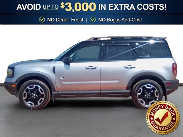 Used 2023 Ford Bronco Sport Outer Banks w/ Tech Package AWD/4WD image 2