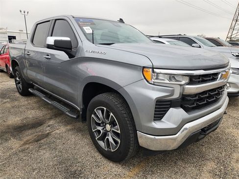 Used 2024 Chevrolet Silverado 1500 LT image 1