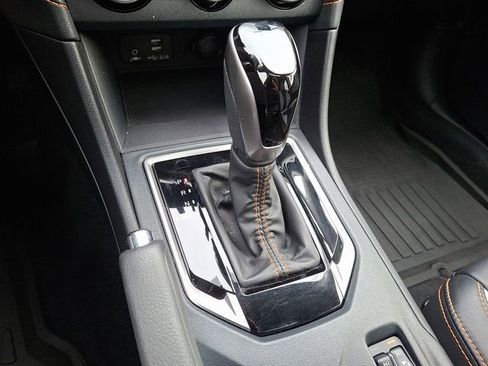 Used 2020 Subaru Crosstrek 2.0i Limited w/ Popular Package #4 image 17