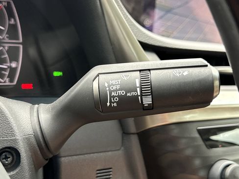 Used 2019 Lexus ES 350 w/ Accessory Package 2 FWD image 25