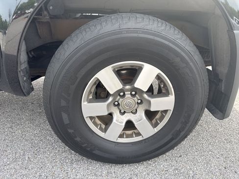 Used 2013 Nissan Frontier PRO-4X w/ Pro-4x Luxury Pkg AWD/4WD image 10