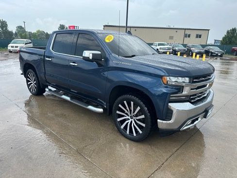 Used 2020 Chevrolet Silverado 1500 LTZ w/ LTZ Convenience Package AWD/4WD image 34