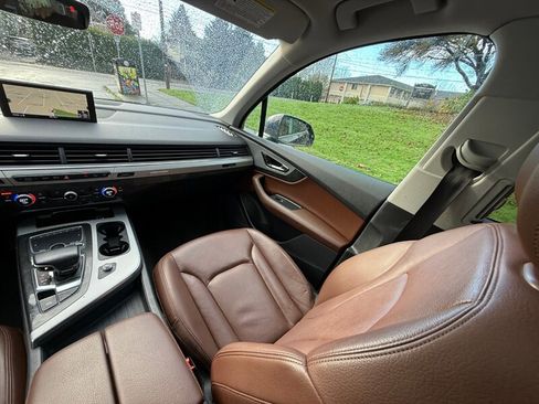 Used 2019 Audi Q7 2.0T Premium w/ Convenience Package image 19