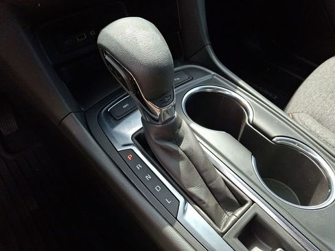 Used 2024 Chevrolet Equinox LT image 14