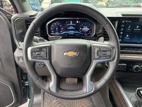 Used 2025 Chevrolet Silverado 1500 LT AWD/4WD image 21