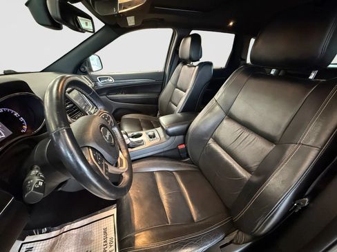 Used 2016 Jeep Grand Cherokee Limited AWD/4WD image 13