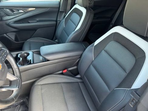 Used 2024 Chevrolet Blazer EV LT AWD/4WD image 6