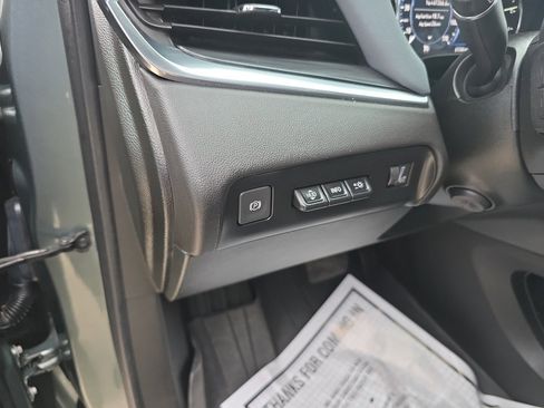 Used 2022 Buick Enclave Premium FWD image 11