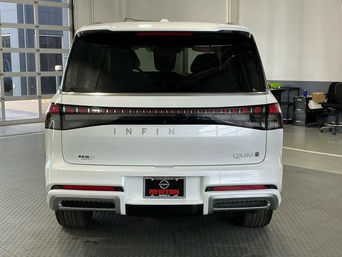 Used 2025 INFINITI QX80 Sensory image 54
