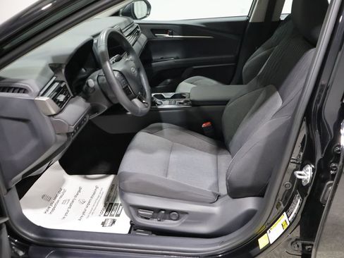 Used 2025 Toyota Camry LE w/ Convenience Package FWD image 11