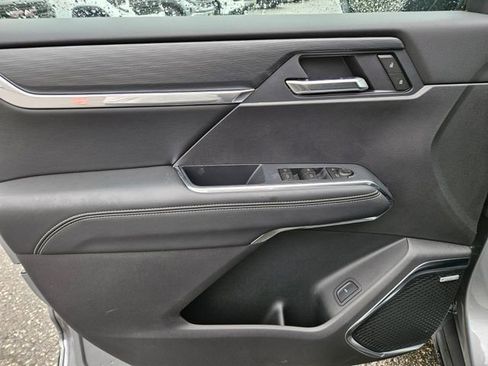 New 2026 GMC Acadia Elevation w/ Elevation Premium Package AWD/4WD image 21
