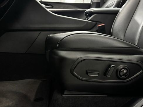 Used 2022 Jeep Grand Cherokee Limited w/ Trailer Tow Prep Group (B) image 8