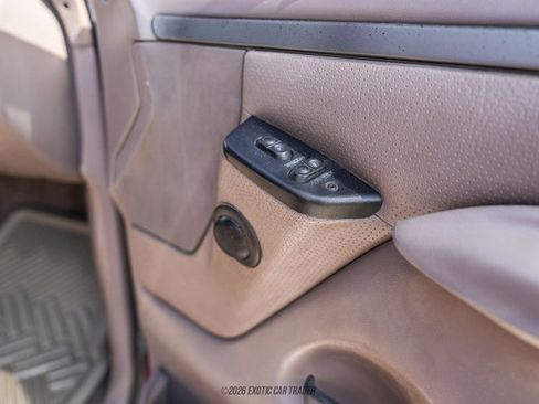Used 1994 Ford Bronco Eddie Bauer AWD/4WD image 41