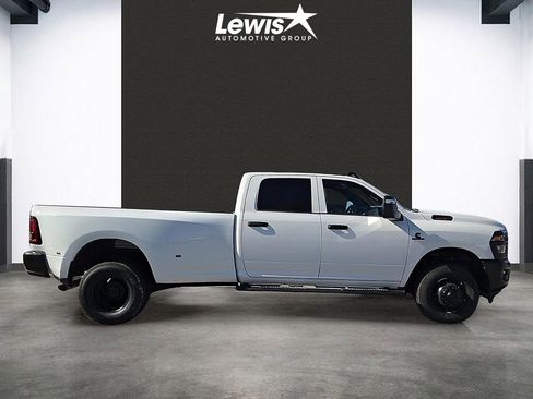 New 2026 RAM 3500 Tradesman AWD/4WD image 5