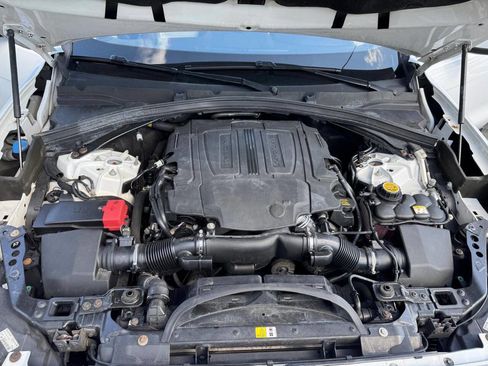 Used 2017 Jaguar F-PACE R-Sport image 16