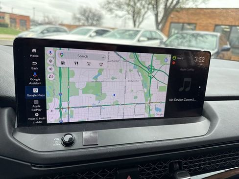 Used 2023 Honda Accord Touring image 13