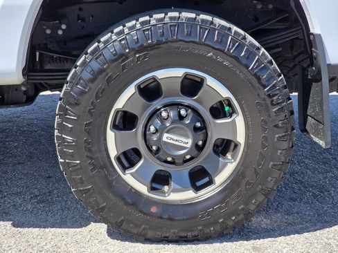 Used 2024 Ford F250 Lariat w/ Lariat Ultimate Package image 22