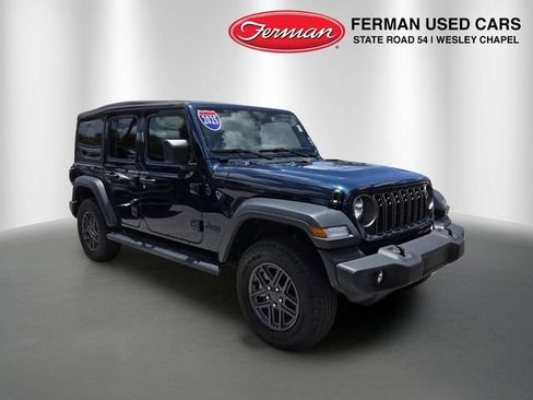 Used 2025 Jeep Wrangler Unlimited Sport AWD/4WD image 1