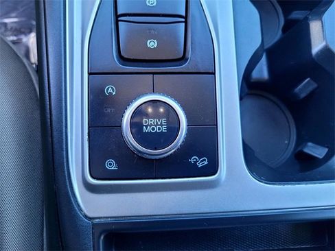 Certified 2021 Ford Explorer XLT w/ Class III Trailer Tow Package image 17