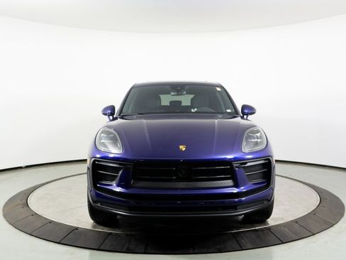 Used 2025 Porsche Macan image 26