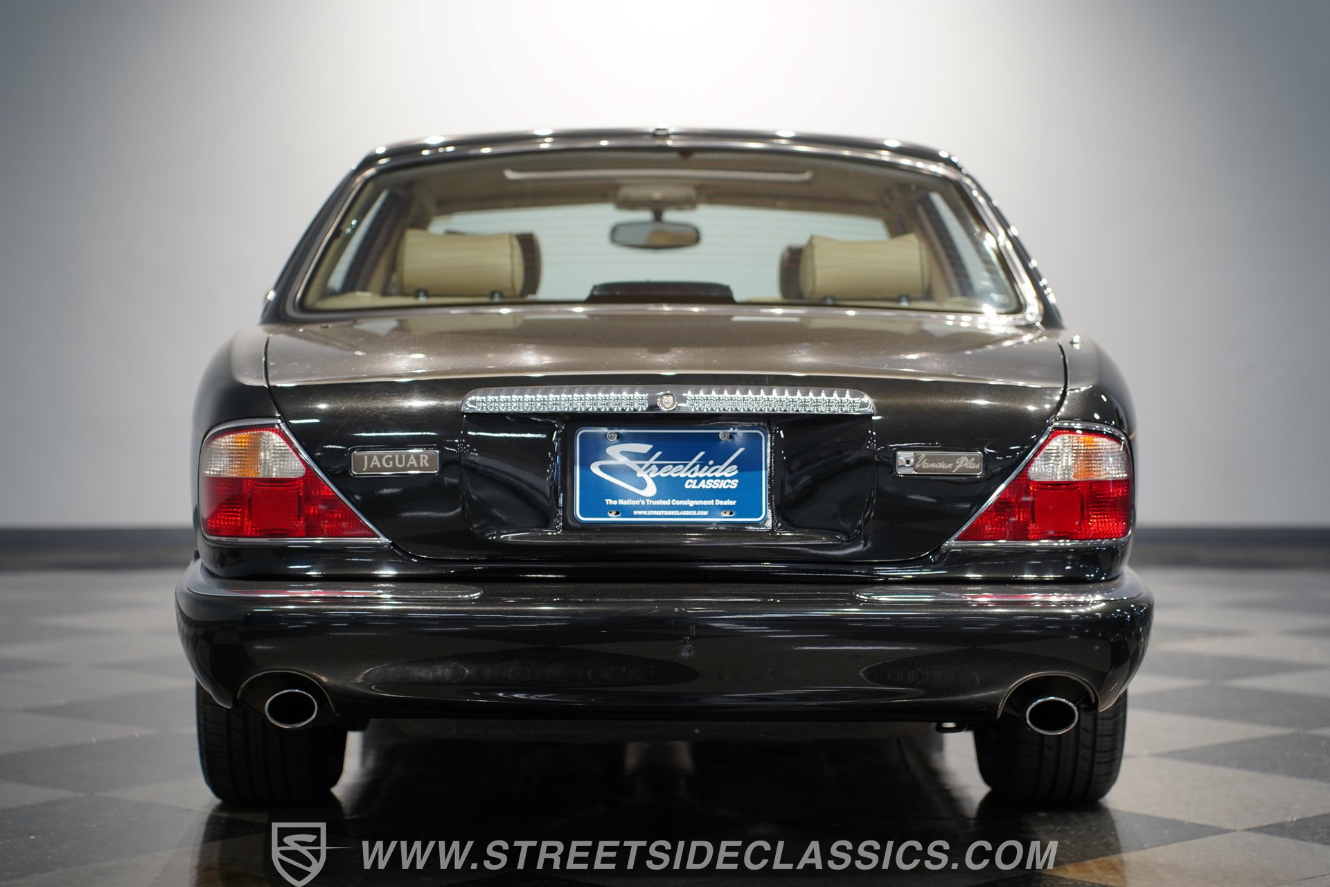 Used 1998 Jaguar XJ8 L RWD image 26
