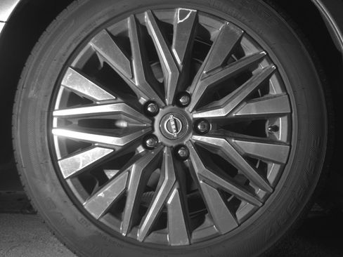 Used 2025 Nissan Altima 2.5 SV image 15