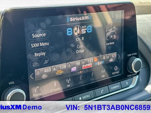 Used 2022 Nissan Rogue S image 25