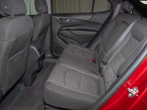 Used 2019 Chevrolet Equinox LT image 12