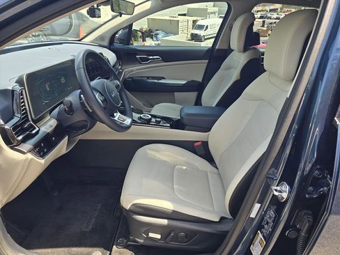 Used 2025 Kia Sportage EX w/ EX Premium Package AWD/4WD image 11