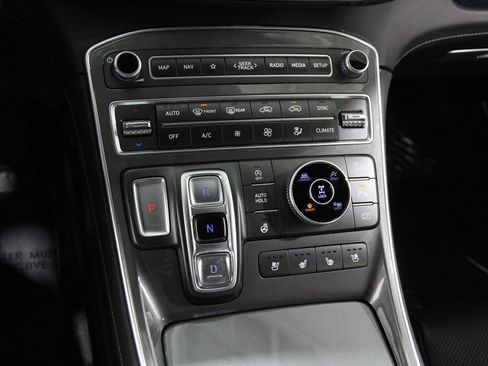 Certified 2022 Hyundai Santa Fe Calligraphy image 14